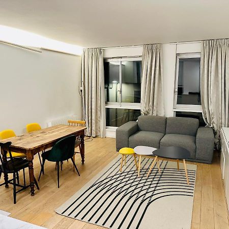 Home Sweet Home Doudeauville Chateau Париж Екстериор снимка